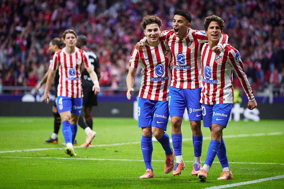 หลังจากออกจากแมนเชสเตอร์ ซิตี้ กษัตริย์ใหม่ของแอตเลติโก มาดริดเห็นสถิติหนึ่งเพิ่มขึ้นแทนที่จะลดลง กวาร์ดิโอลาจะคิดอย่างไรเมื่อเห็นสิ่งนี้? _อัลวาเรซ_ _แชมเปียนส์ลีก_ _การแข่งขัน_