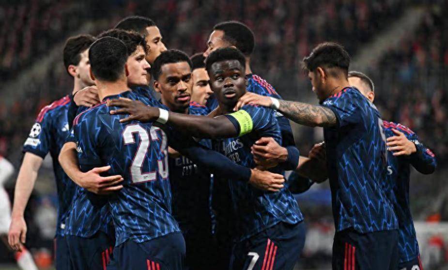 ชนะติดต่อกัน 10 นัด และไม่เสียประตู 8 นัด! ดาวเตะมูลค่า 130 ล้านปอนด์นำทีมถล่ม 3-0: สร้างสถิติใหม่ในแชมเปียนส์ลีกในรอบ 56 ปี พร้อมเป้าหมายคว้าถ้วยรางวัล นัด: อาร์เซนอล ซาก้า