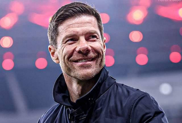 เรอัล มาดริด ไม่ชนะติดต่อกันสามเกม ขณะที่ห้องแต่งตัวแตกออกเป็นสองฝ่าย: เอ็มบัปเป้ สนับสนุน อลอนโซ่ ขณะที่ผู้เล่นหกคนแสดงความไม่พอใจ วินิซิอุส สนับสนุนแชมเปี้ยนส์ลีก