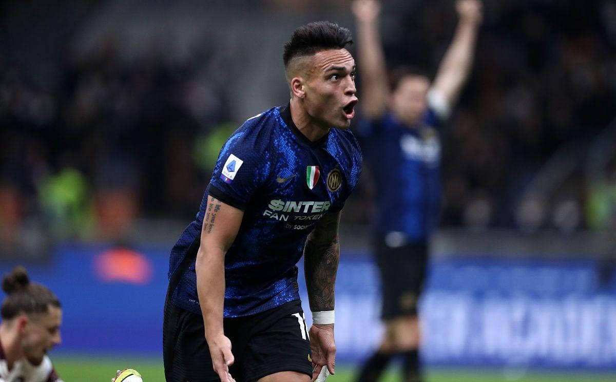 แอตเลติโก มาดริด คว้าชัยชนะติดต่อกันเป็นนัดที่ห้า ขณะที่ อินเตอร์ มิลาน พ่ายแพ้ในศึกดาร์บี้แห่งมิลาน ทำให้นักเตะเสียขวัญ ผลการแข่งขันยูฟ่า แชมเปียนส์ลีก: ฟอร์มการเล่นนอกบ้าน