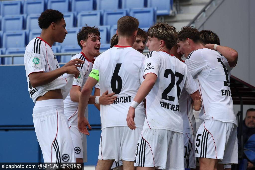 โดยปราศจากความช่วยเหลือจาก VAR ผู้ตัดสินโซโต กราโด แสดงให้เห็นถึงการตัดสินที่ยอดเยี่ยม – การแข่งขันบาร์เซโลนา: การตัดสินของผู้ตัดสิน_ความเป็นธรรม_มาตรการทางเทคนิค_ข้อโต้แย้ง