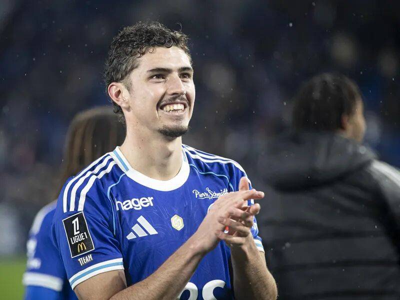 รอบสุดท้าย! แชมป์พรีเมียร์ลีกสองเท่ามุ่งคว้าแชมป์, เชลซีชุดสองนำทาง, เซเรียอาและบุนเดสลีกาต่อสู้เพื่อความเป็นเลิศ_ยูโรปาคอนเฟอเรนซ์ลีก_แชมเปียนส์ลีก