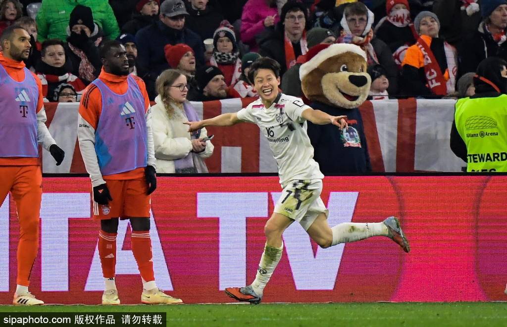 โอลิ: เครื่องทำแอสซิสต์ของบาเยิร์นสร้างสถิติใหม่ในบุนเดสลีกาสำหรับแอสซิสต์ใน 50 นัดแรก! _แมตช์_ผู้เล่น_แฟนๆ