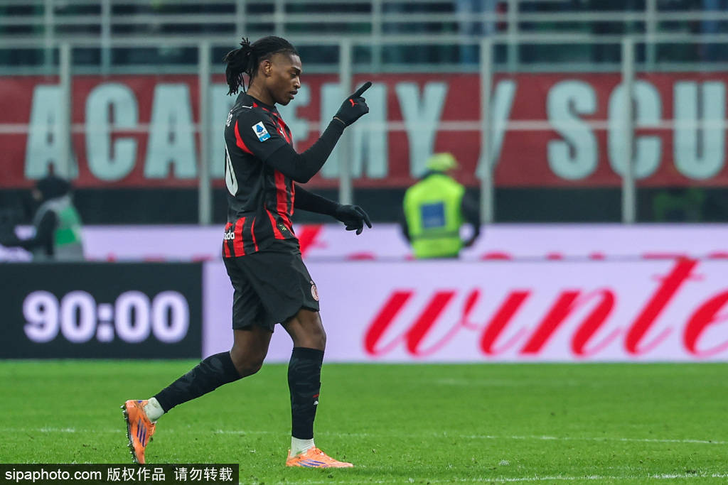 การฟื้นฟูอาการบาดเจ็บของเฟลิกซ์ ครูเกอร์: มิลานจะปรับเปลี่ยนแผนการเล่นอย่างไรเมื่อเจอกับโคโม? _แมตช์_แฟน_การโจมตี