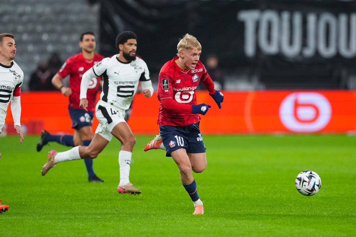 ฟุตบอลวันนี้: ปารีส แซงต์-แชร์กแมง พบ ปารีส เอฟซี, เซบีย่า พบ เซลต้า บีโก้ การแข่งขัน: ลาลีกา, เจ้าบ้าน