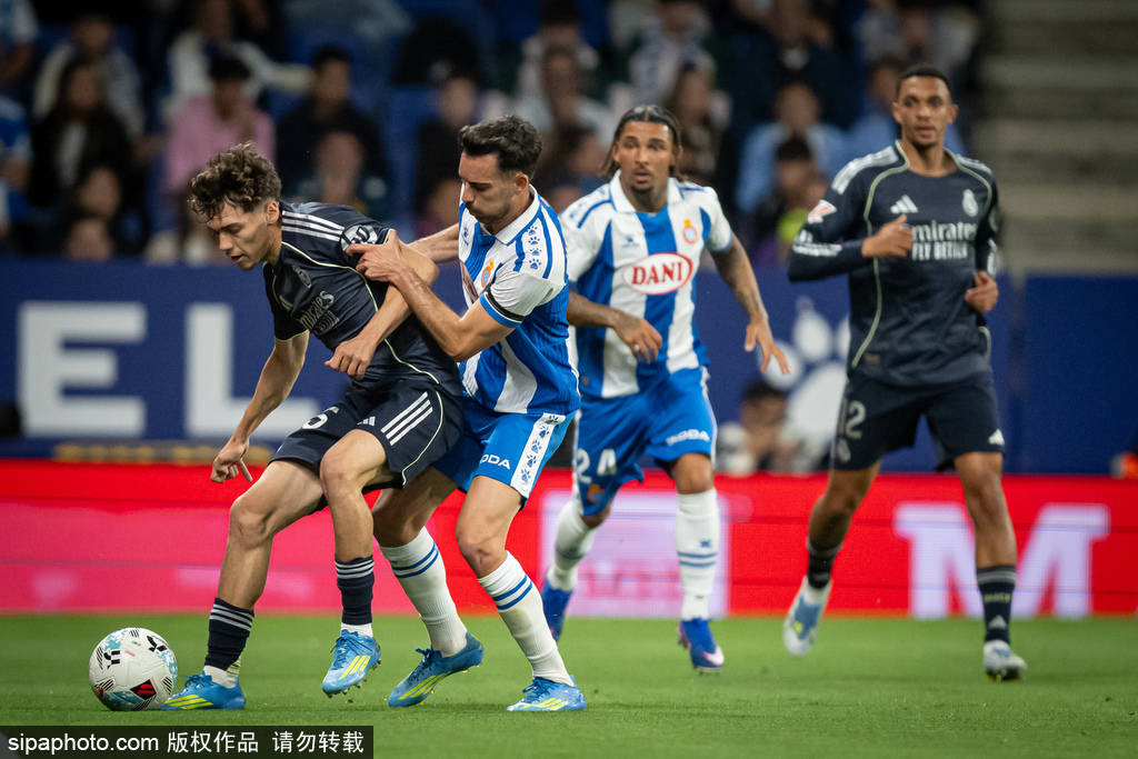 ลาลีกา - วินิซิอุส คู่ เบลลิงแฮม แอสซิสต์ เรอัล มาดริด 2-0 ชาวสเปน สู้ บาร์เซโลน่า ใน รอบต่อไป_Garcia_gonzalo_the ball