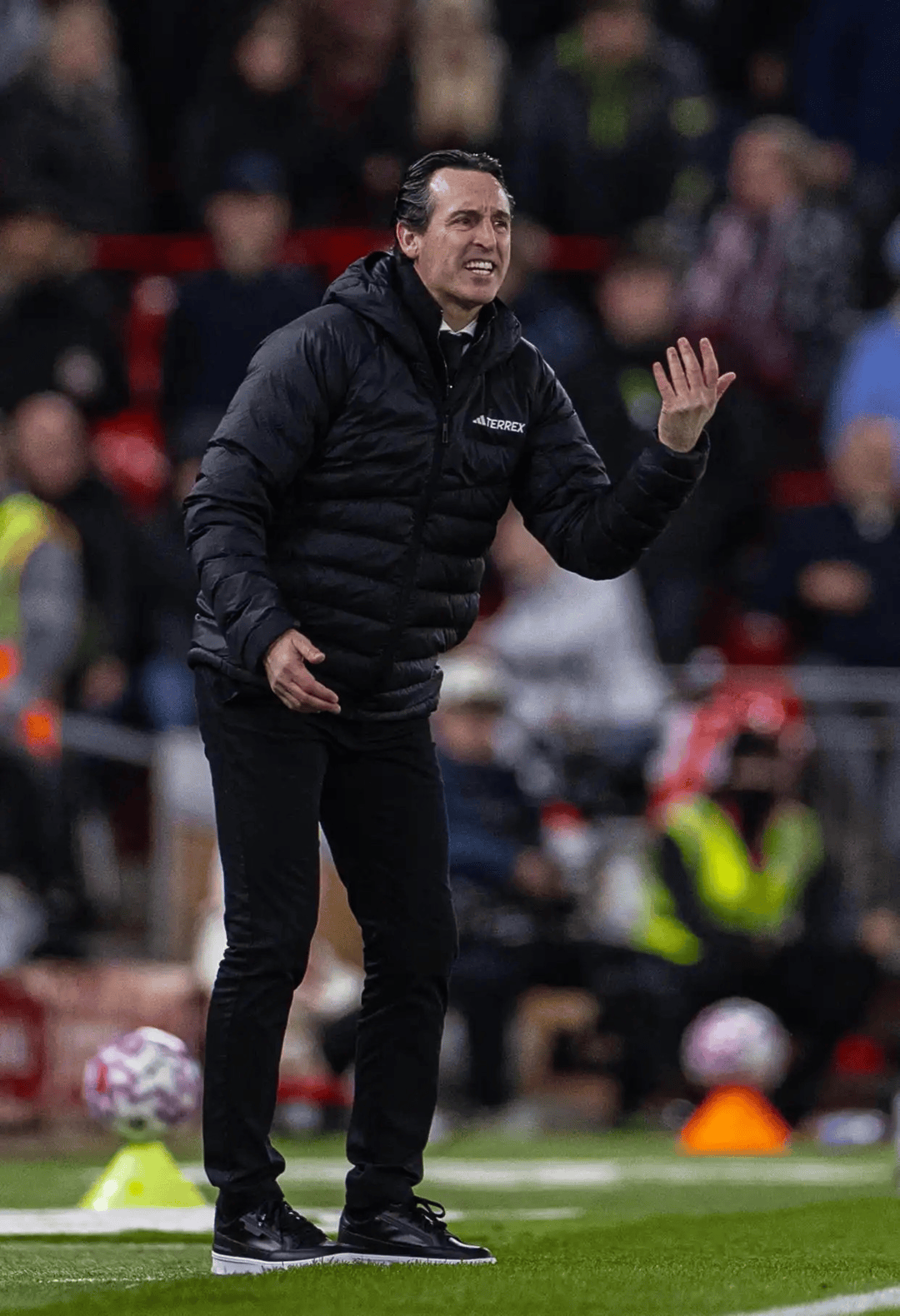 ยูโรปาลีก | จากเซบีย่าสู่แอสตันวิลล่า, ดูว่า Emery นิยาม 