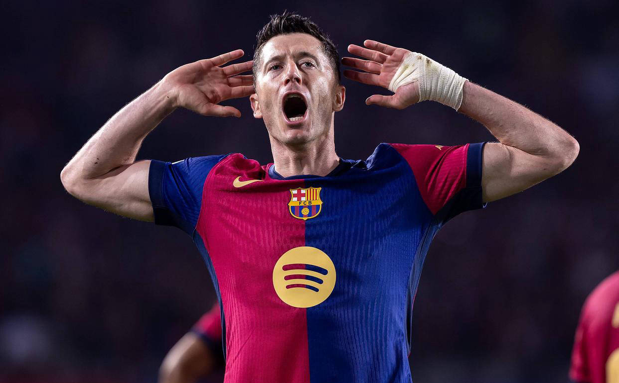 เงินเดือนประจำปี 20 ล้านยูโร! การโอนย้ายของ Lewandowski ได้รับการยืนยัน ปฏิเสธคำเชิญของซาอุดิอาระเบีย และรวม Messi อีกครั้งในซีซั่นหน้า_League_Fireworks_Chicago