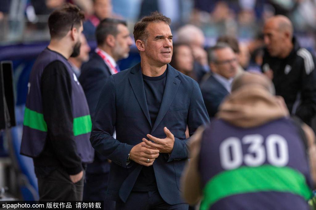Sevilla Sing: Levante เขียนตำนานการตกชั้นที่กล้าหาญที่สุดของศตวรรษนี้ที่สนาม Katuha ได้ไหม _ FANS_DELMORAL_GRANOTTA